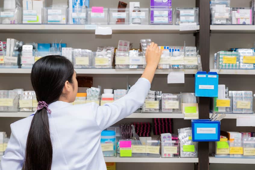 Comment reprendre une pharmacie à son compte ?